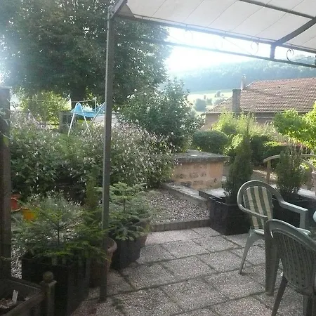Au Clos D'ardennes Bed & Breakfast *